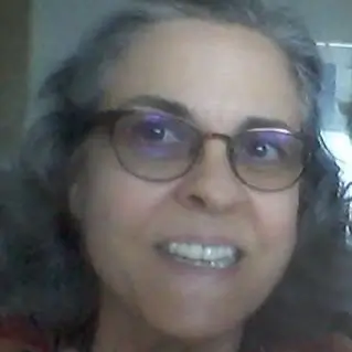 Sandra Headshot